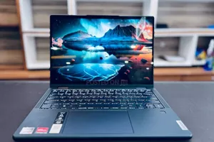 Photo - New Laptop Lenovo 8GB AMD Ryzen 5 SSD 512GB