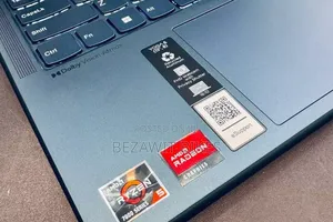 New Laptop Lenovo 8GB AMD Ryzen 5 SSD 512GB