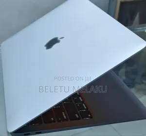 New Laptop Apple MacBook Air 2020 8GB Intel Core I5 SSD 256GB