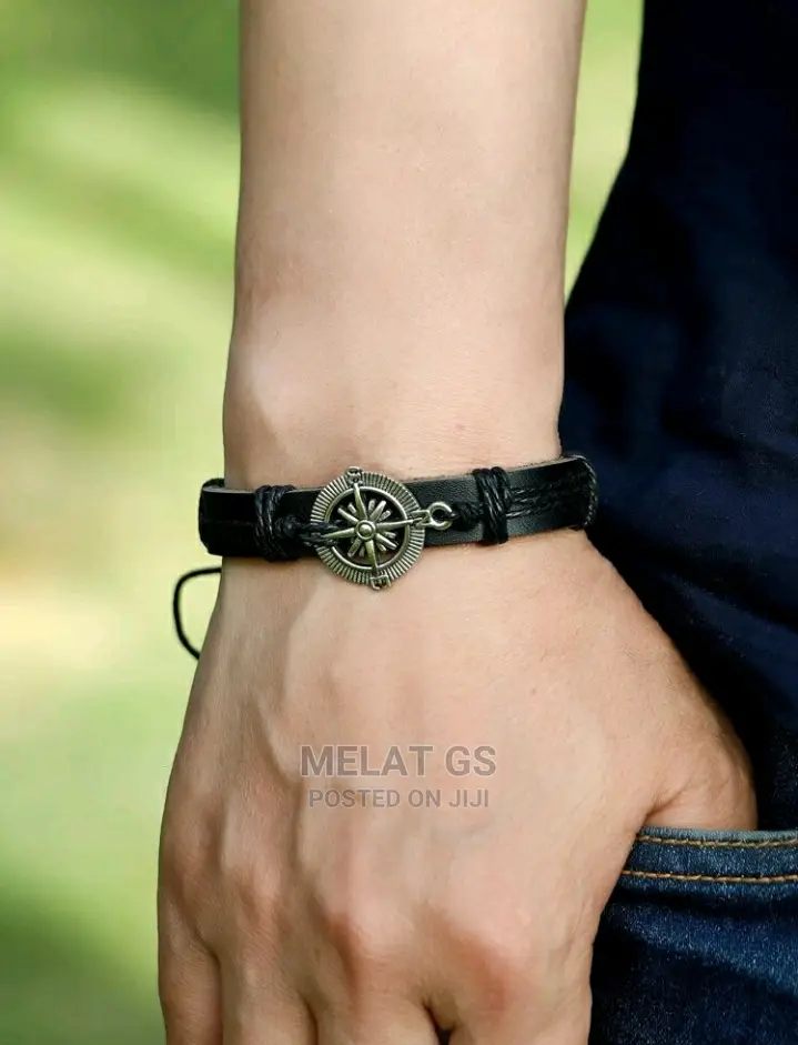 Fashionable Men Bracelet