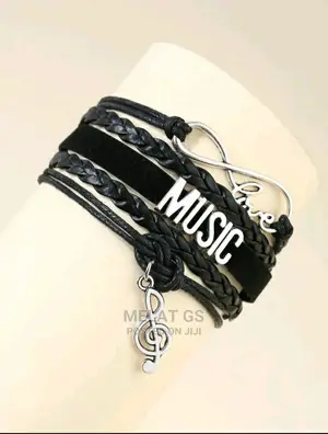 Fashionable Men Bracelet