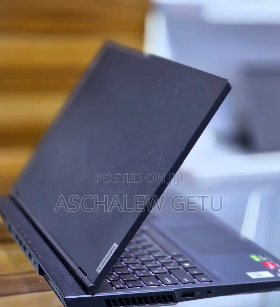 New Laptop Lenovo Legion 5 16GB AMD Ryzen 7 SSD 512GB