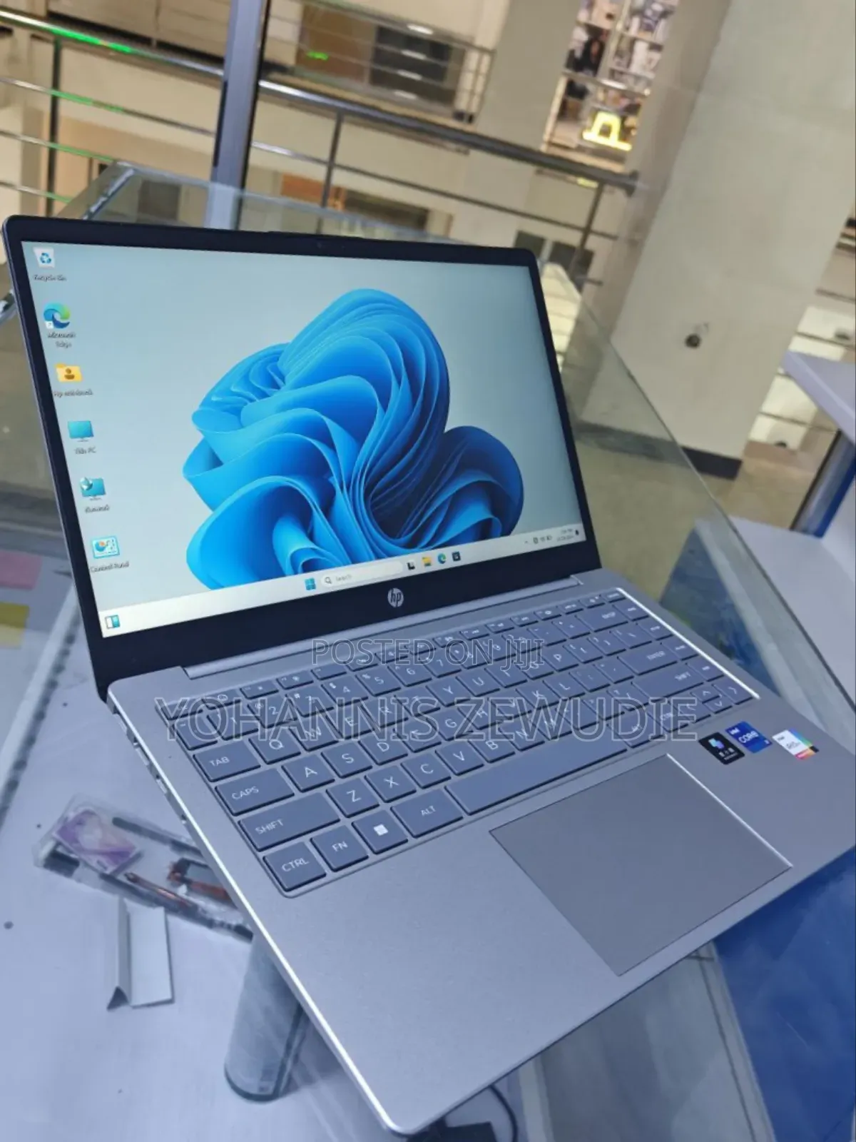 New Laptop HP Stream Notebook 16GB Intel Core I7 SSD 1T