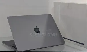 New Laptop Apple MacBook Air 2024 M3 13-Inch 8GB Apple M3 SSD 256GB