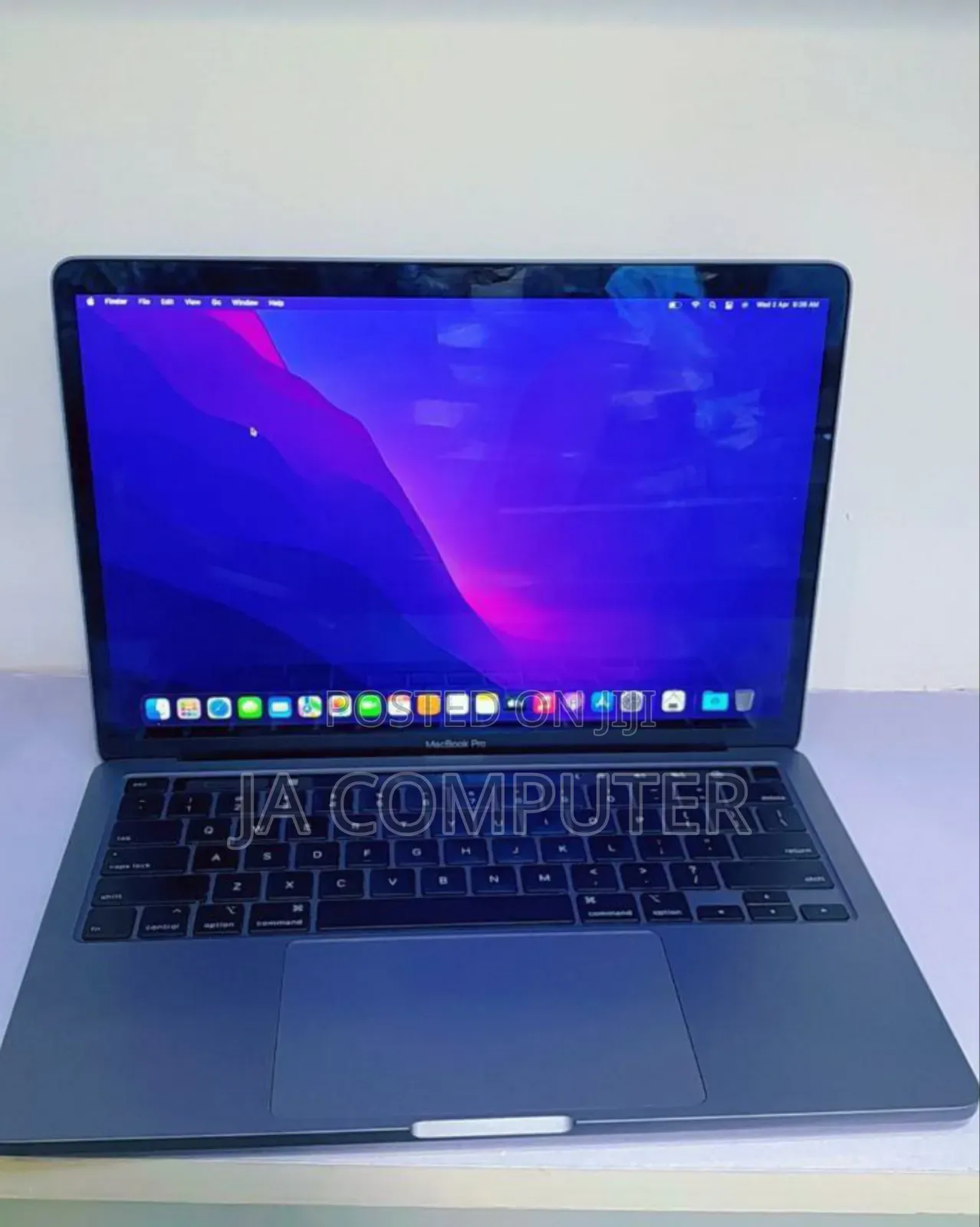 New Laptop Apple MacBook Pro 2020 16GB Intel Core I5 SSD 1T