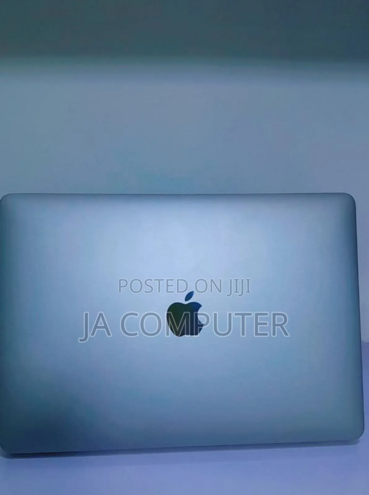 New Laptop Apple MacBook Pro 2020 16GB Intel Core I5 SSD 1T