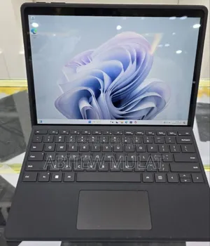 New Laptop Microsoft Surface Pro 9 32GB Intel Core I7 SSD 1T