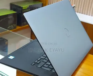 New Laptop Dell Precision 5540 32GB Intel Core I7 SSD 512GB