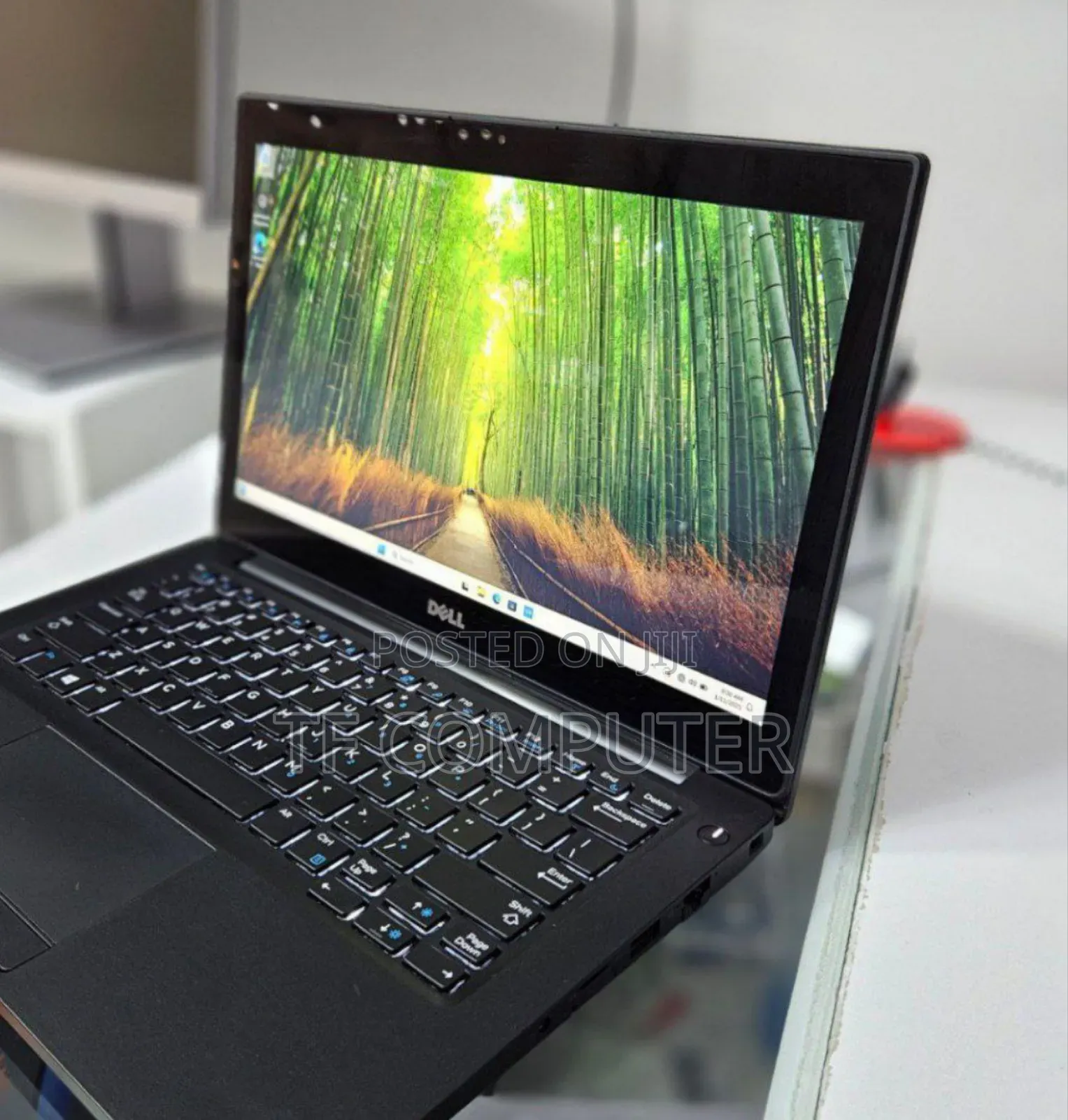 New Laptop Lenovo 8GB Intel Core I5 SSD 256GB