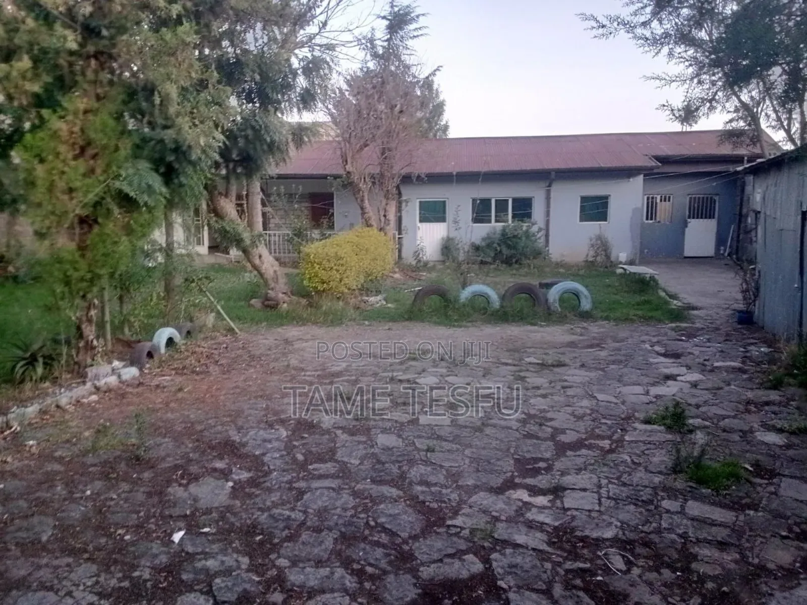 Furnished 2bdrm House in 02 Biratabirti, Yeka for sale