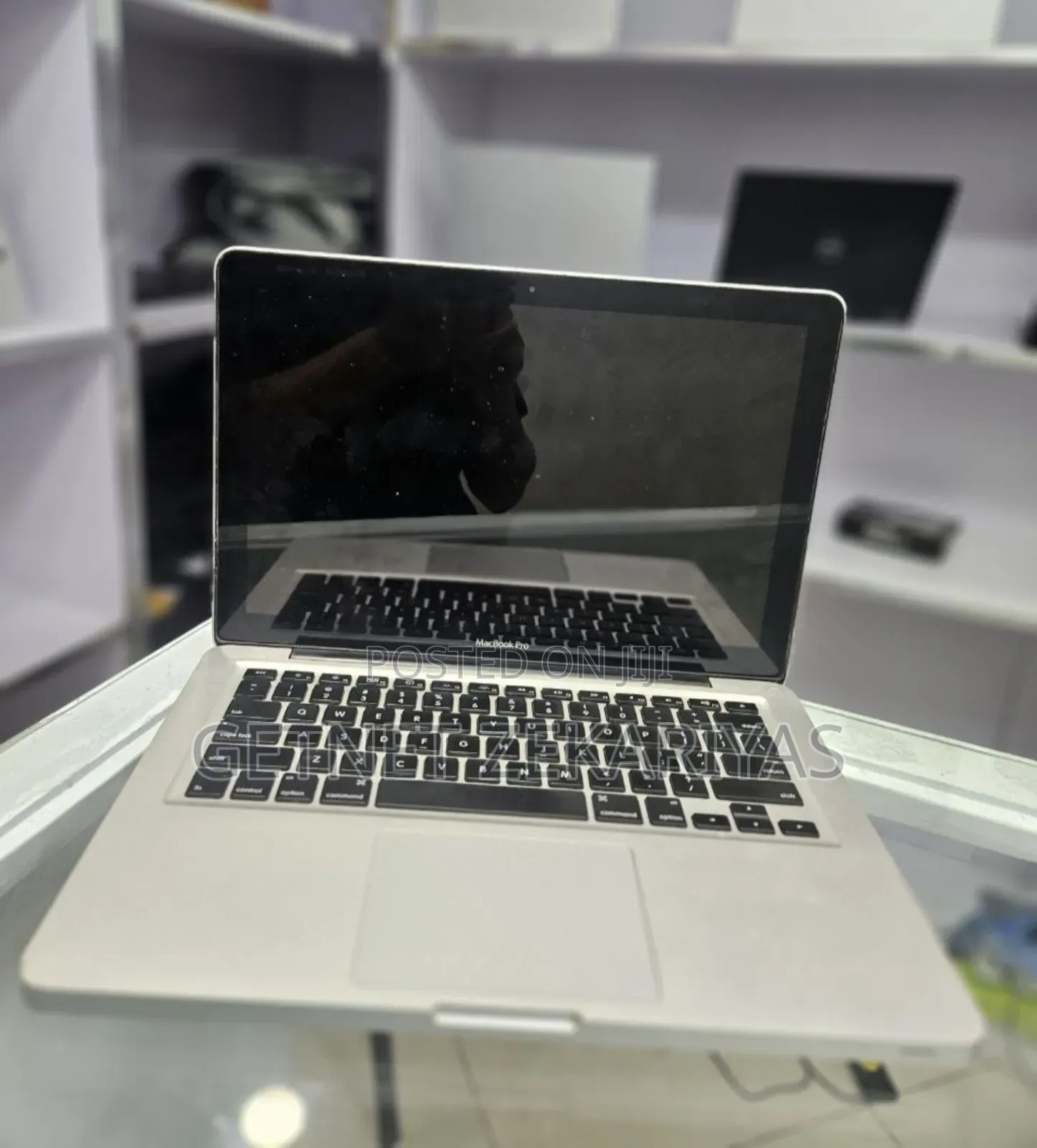 New Laptop Apple MacBook Pro 2011 4GB Intel Core I7 SSD 128GB