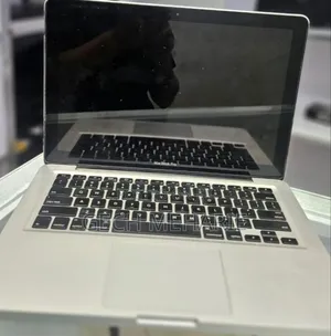 New Laptop Apple MacBook Pro 2011 4GB Intel Core I7 SSD 128GB