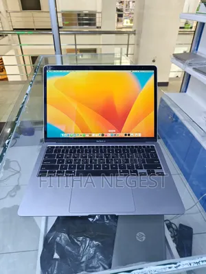 New Laptop Apple MacBook Air 2020 8GB Intel Core I5 SSD 256GB