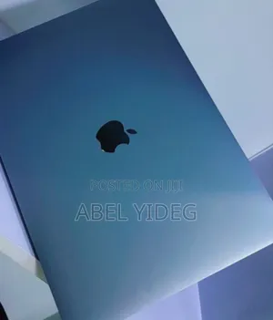 New Laptop Apple MacBook Pro 2020 16GB Intel Core I5 SSD 1T