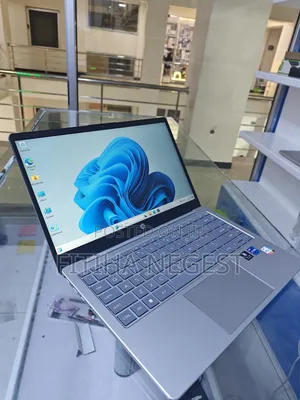 New Laptop HP 14-Dq1088wm 16GB Intel Core I7 SSD 1T