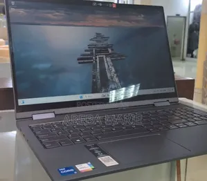 New Laptop Lenovo Yoga 7i 8GB Intel Core I5 SSD 512GB