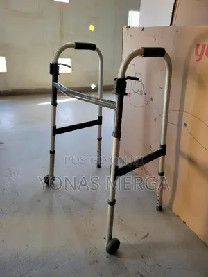 Photo - Walker/Walker_aid Compact Light Adjustable Beautiful Scenery