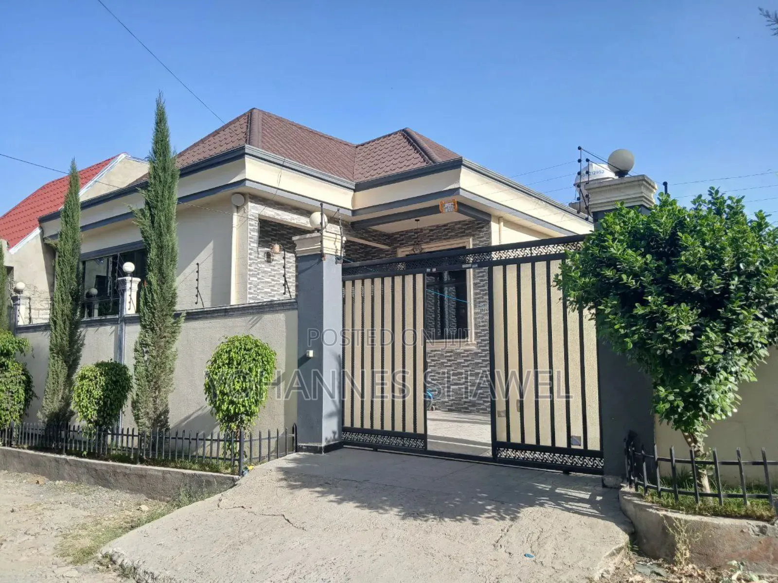 Furnished 4bdrm House in Bole for sale