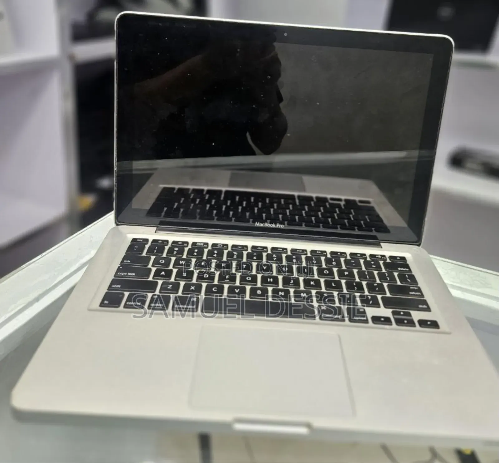 New Laptop Apple MacBook Pro 2011 4GB Intel Core I7 SSD 128GB