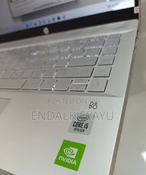 Photo - New Laptop HP 16GB Intel Core I5 SSD 512GB