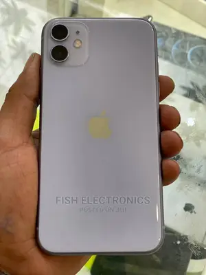 Photo - Apple iPhone 11 128 GB White