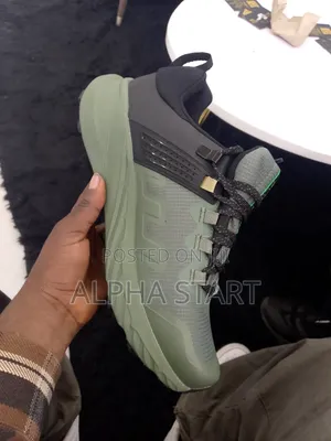 Colombia High Quality Smooth Water Proof Sneakers