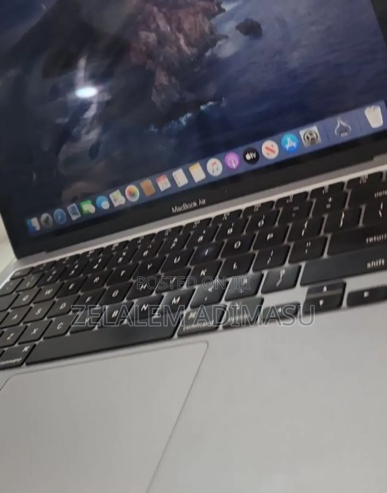 New Laptop Apple MacBook Air 2020 16GB Intel Core I7 SSD 512GB