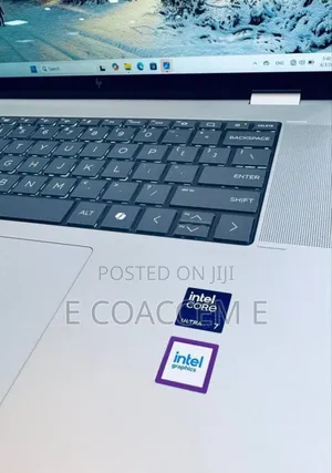 New Laptop HP 16GB Intel Core Ultra 7 SSD 1T