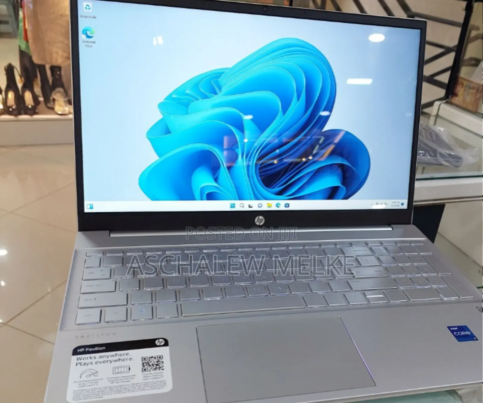 New Laptop HP Pavilion 15 8GB Intel Core I7 SSD 1T