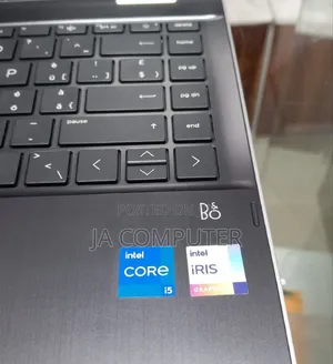 New Laptop HP Pavilion 15 8GB Intel Core I5 SSD 256GB