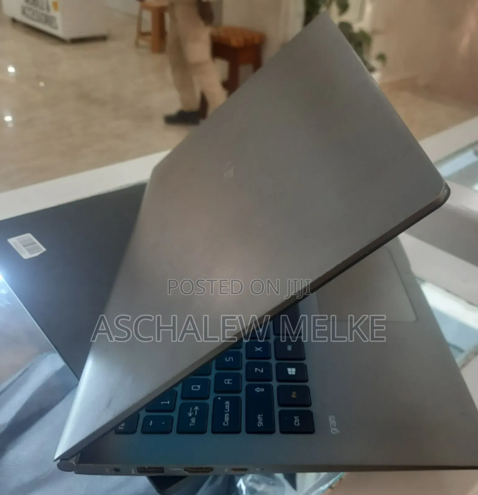 New Laptop LG Gram 15.6 16GB Intel Core I7 SSD 512GB