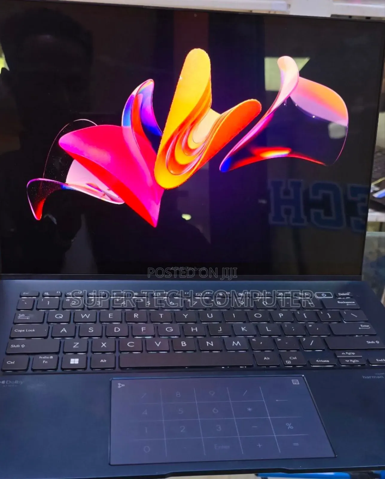 New Laptop Asus ZenBook UX430UA 16GB Intel Core I7 SSD 512GB