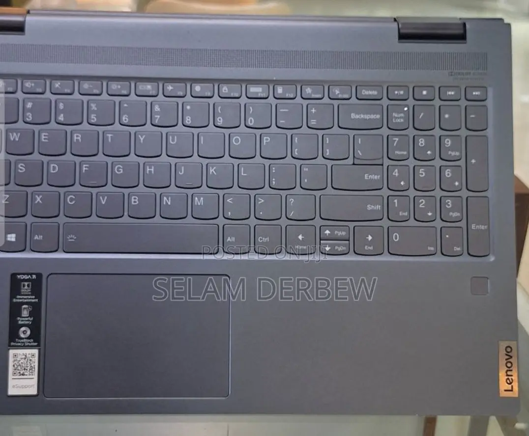 New Laptop Lenovo Yoga 7i 8GB Intel Core I5 SSD 512GB