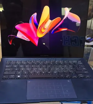 New Laptop Asus ZenBook Flip 14 UX461UA 16GB Intel Core I7 SSD 512GB