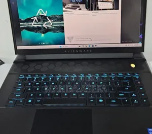 New Laptop Alienware M17x R2 16GB Intel Core I7 SSD 1T