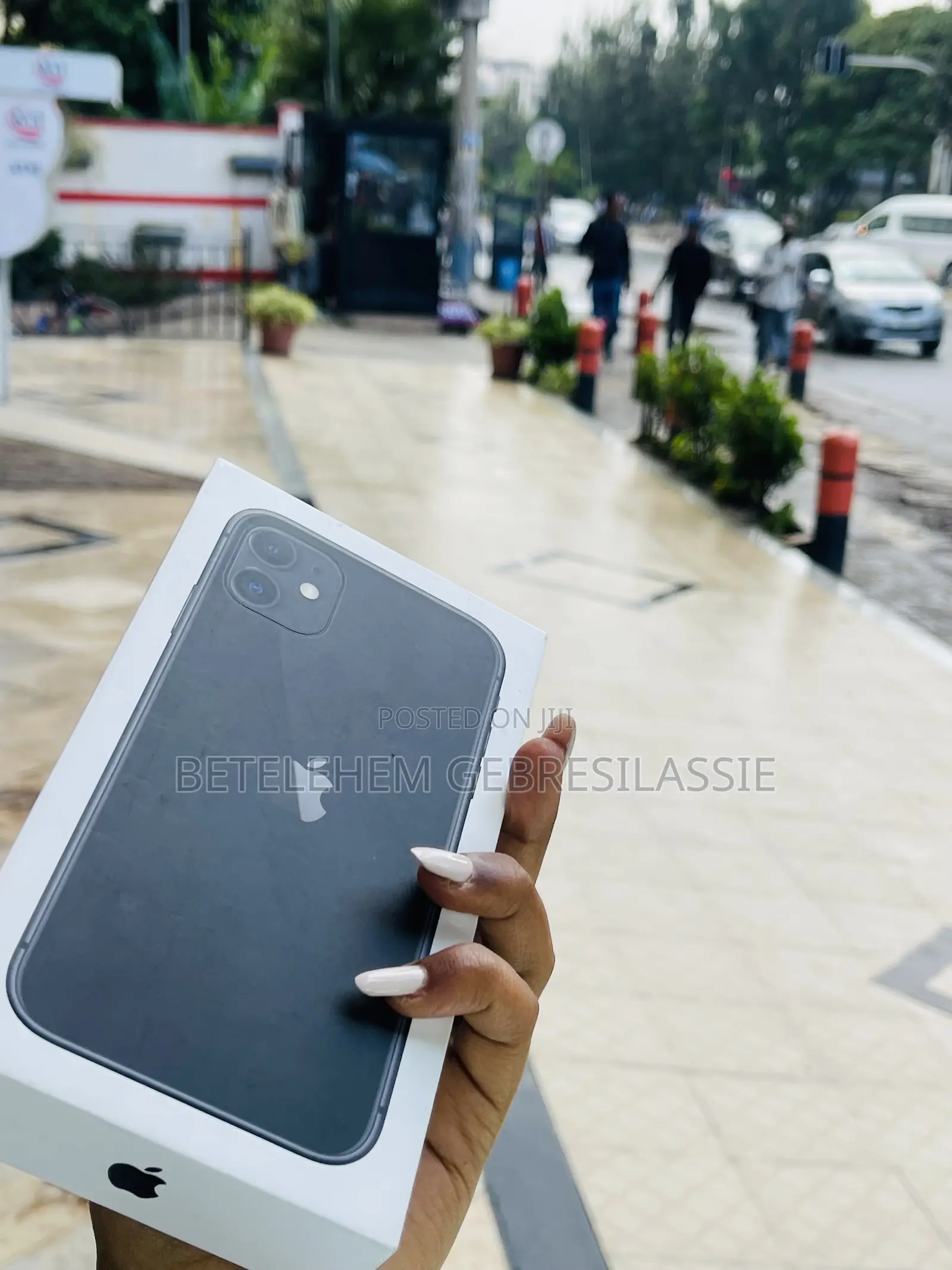 New Apple iPhone 11 128 GB Black