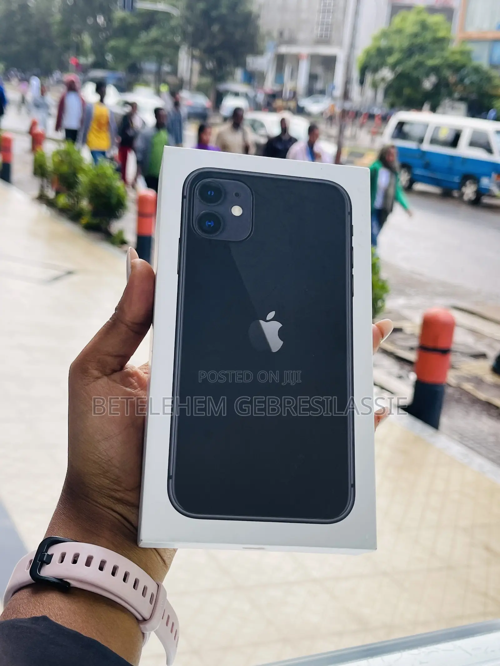 New Apple iPhone 11 128 GB Black