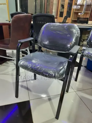 Photo - Gust Chair With Arm Local