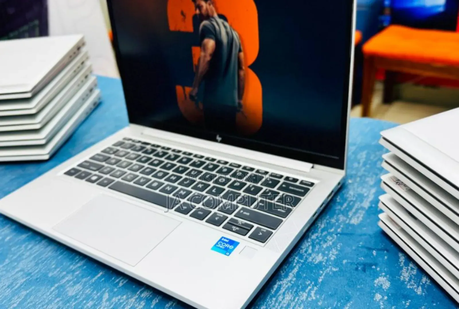 New Laptop HP EliteBook 830 G8 16GB Intel Core I5 SSD 512GB