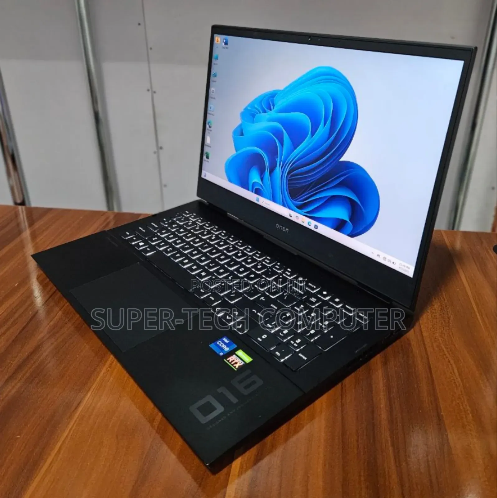 New Laptop HP Omen 16 16GB Intel Core I7 SSD 512GB