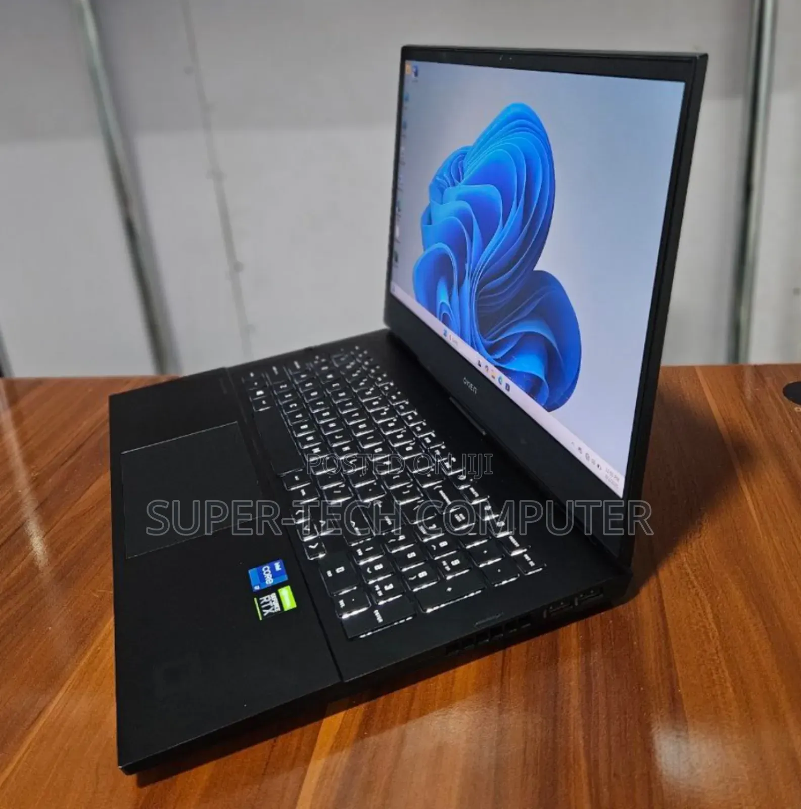 New Laptop HP Omen 16 16GB Intel Core I7 SSD 512GB