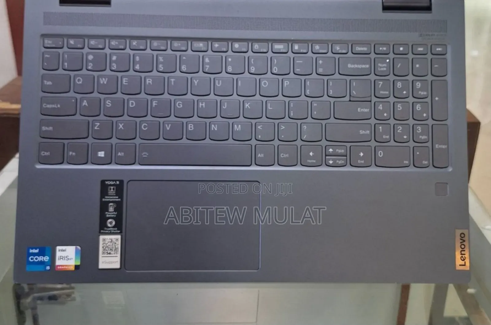 New Laptop Lenovo Yoga 7i 8GB Intel Core I5 SSD 512GB