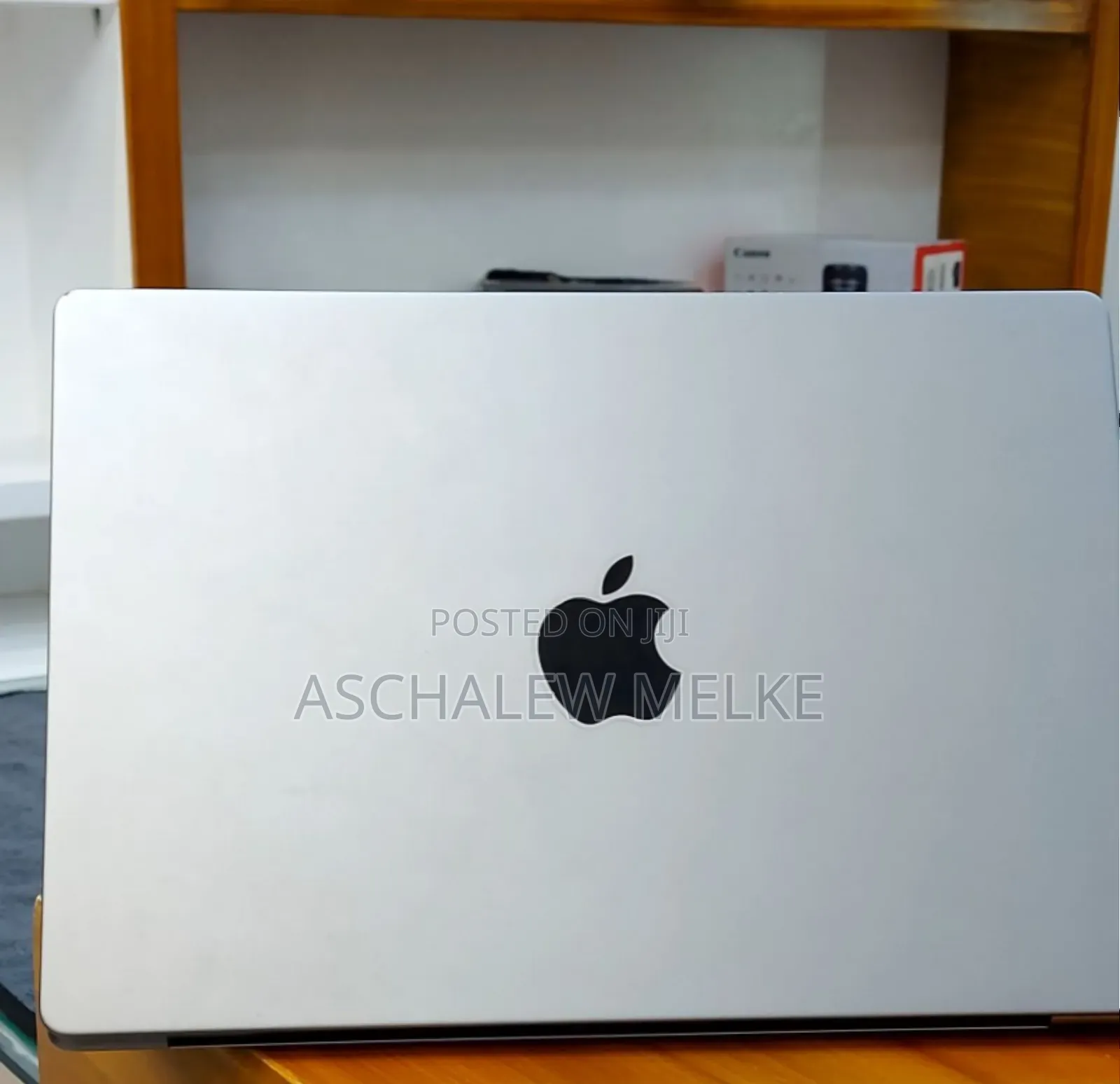 New Laptop Apple MacBook Pro 2021 M1 16GB Apple M1 SSD 1T