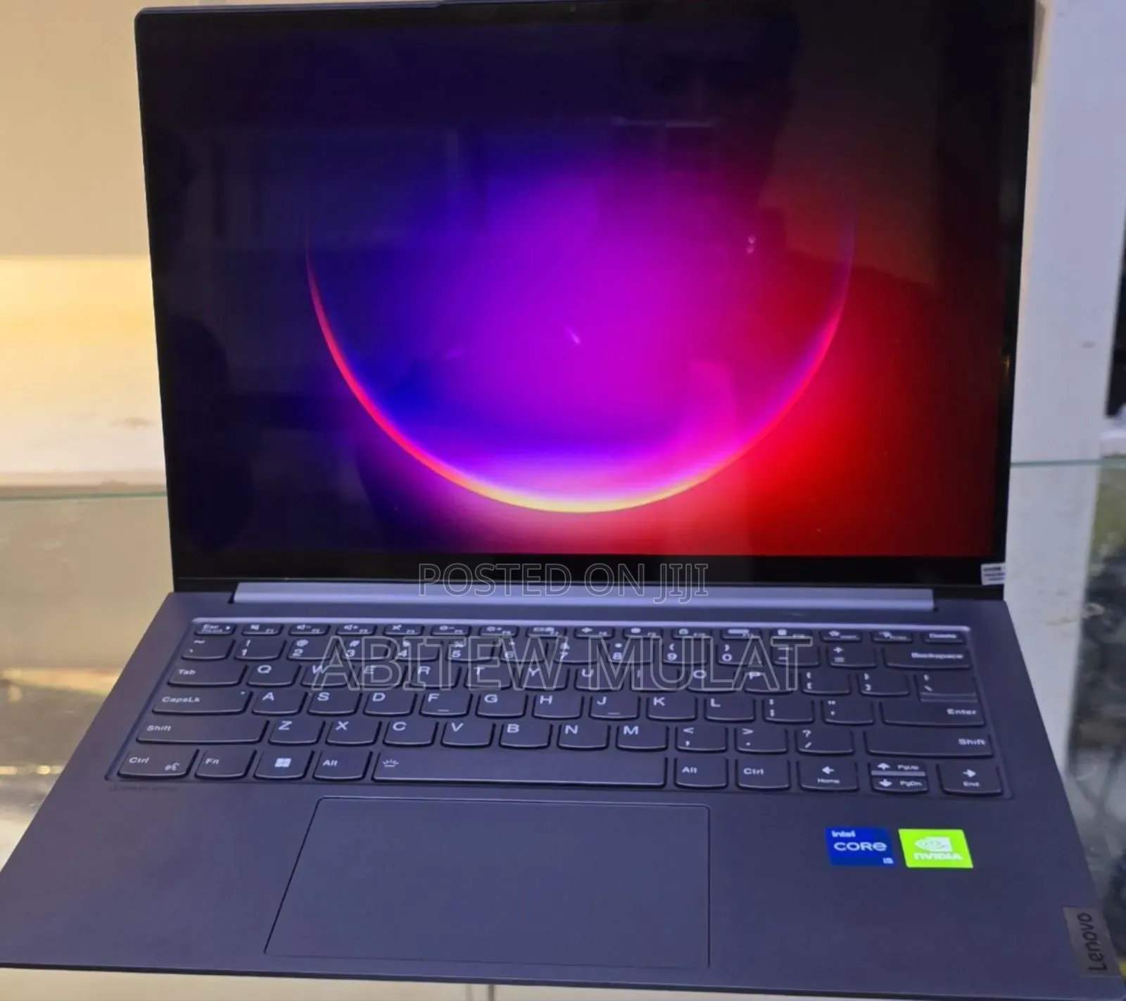 New Laptop Lenovo Yoga 700 16GB Intel Core I5 SSD 512GB