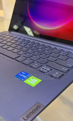 New Laptop Lenovo Yoga 700 16GB Intel Core I5 SSD 512GB