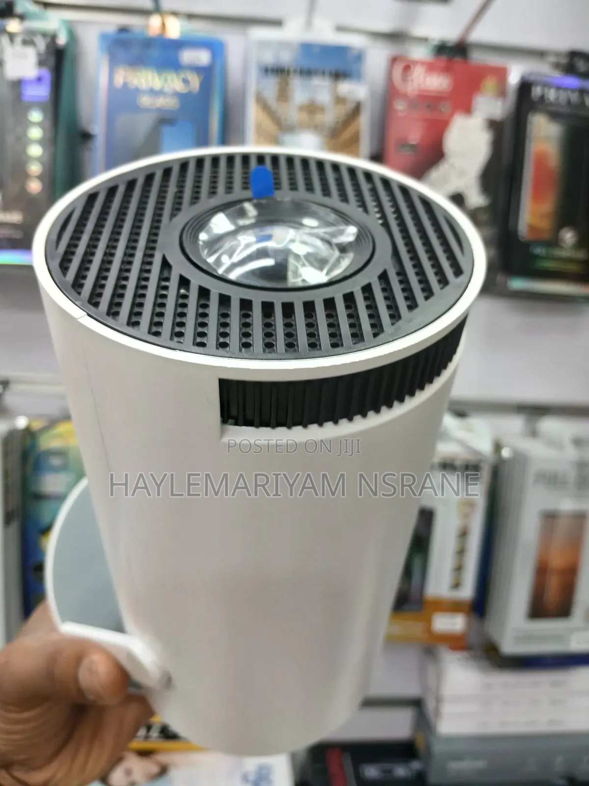 Smart Projector በታላቅ ቅናሽ 8000