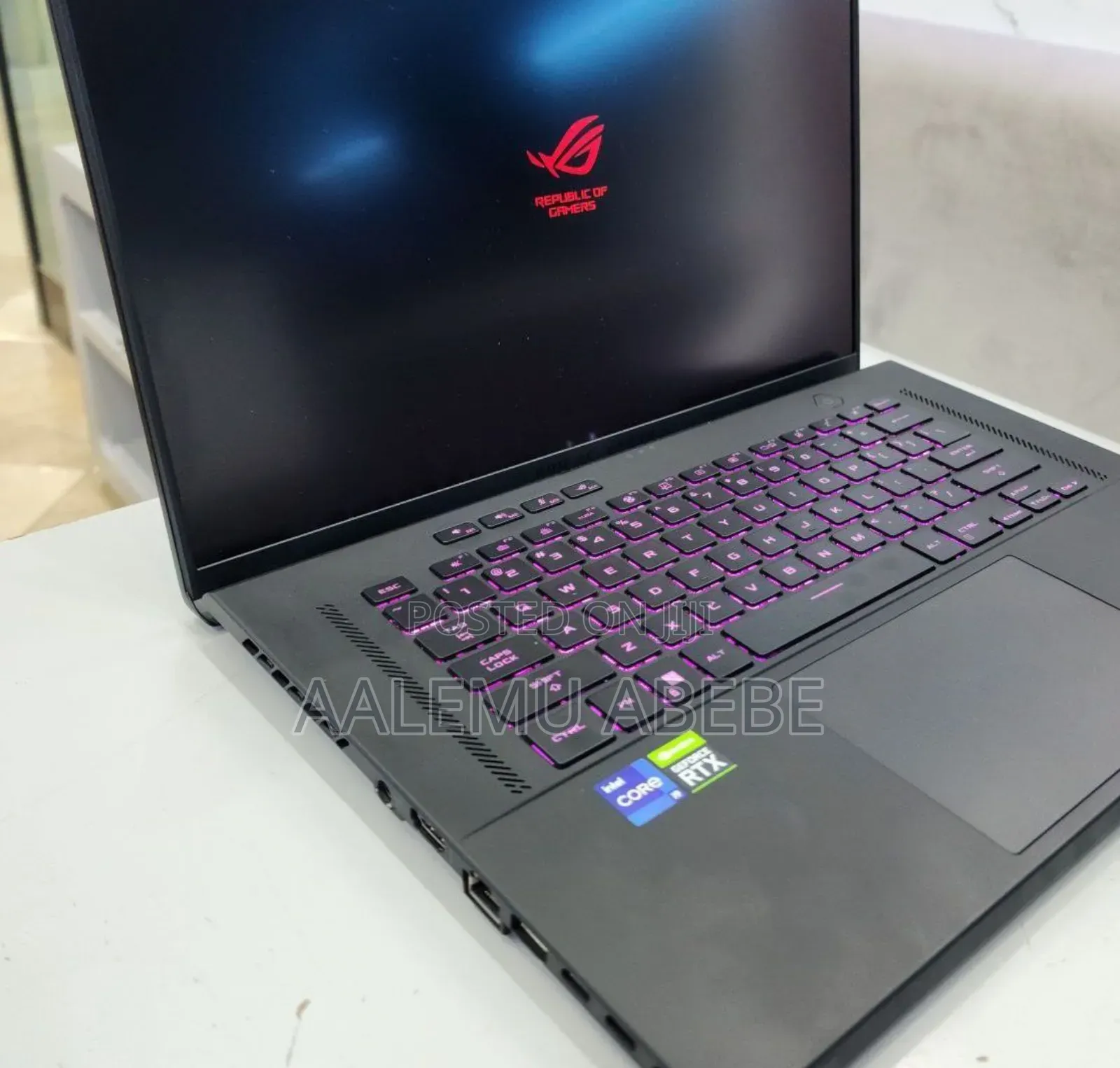 New Laptop Asus ROG Zephyrus G15 16GB Intel Core I9 SSD 512GB