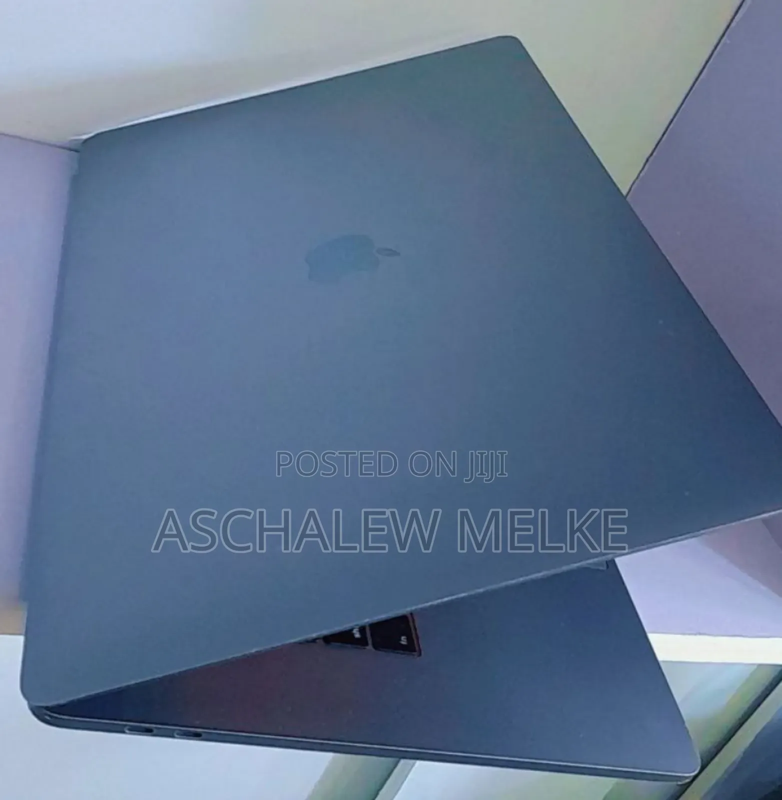 New Laptop Apple MacBook Pro 2017 16GB Intel Core I7 SSD 512GB