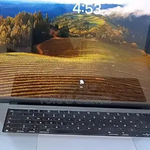 New Laptop Apple MacBook Pro M1 16GB Apple M1 SSD 1T