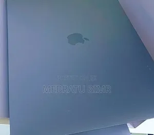 New Laptop Apple MacBook Pro 2017 16GB Intel Core I7 SSD 512GB